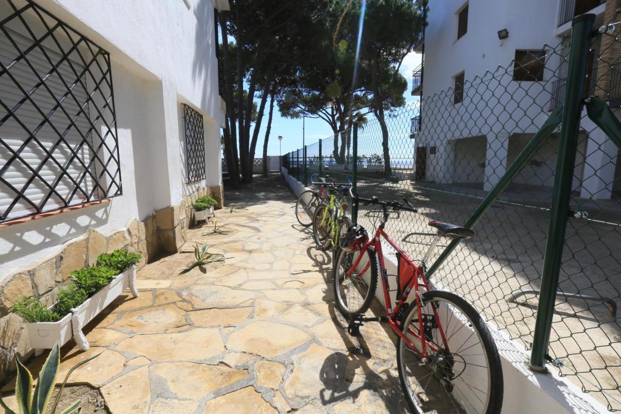 La Torre - Villa Rosamar Beach Cambrils Exteriör bild