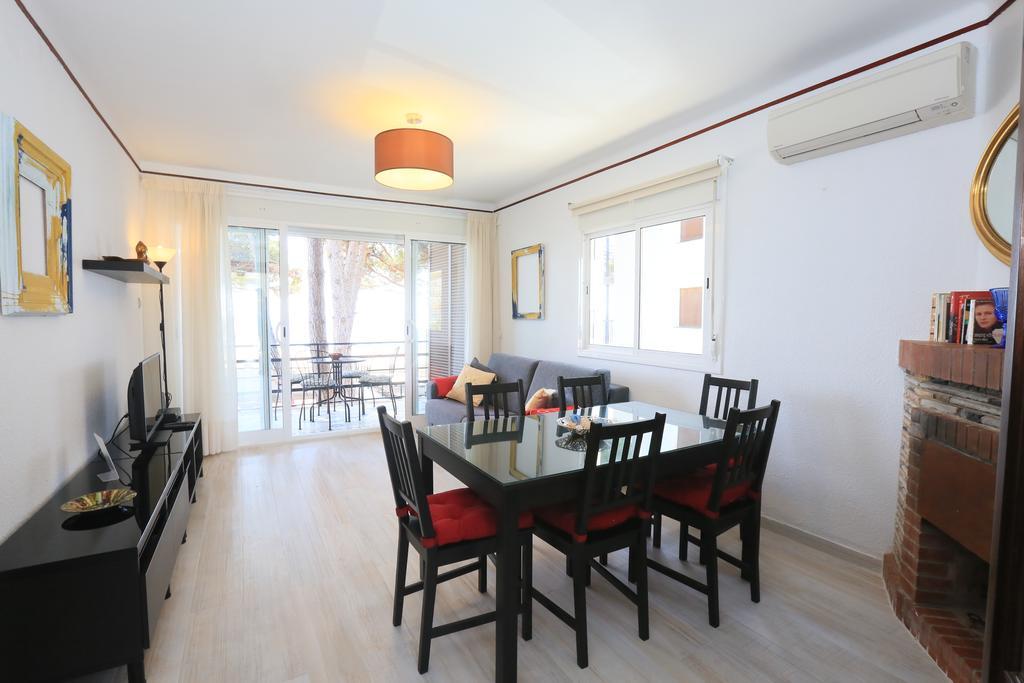La Torre - Villa Rosamar Beach Cambrils Exteriör bild