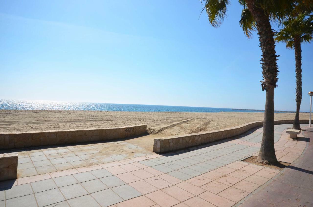 La Torre - Villa Rosamar Beach Cambrils Exteriör bild