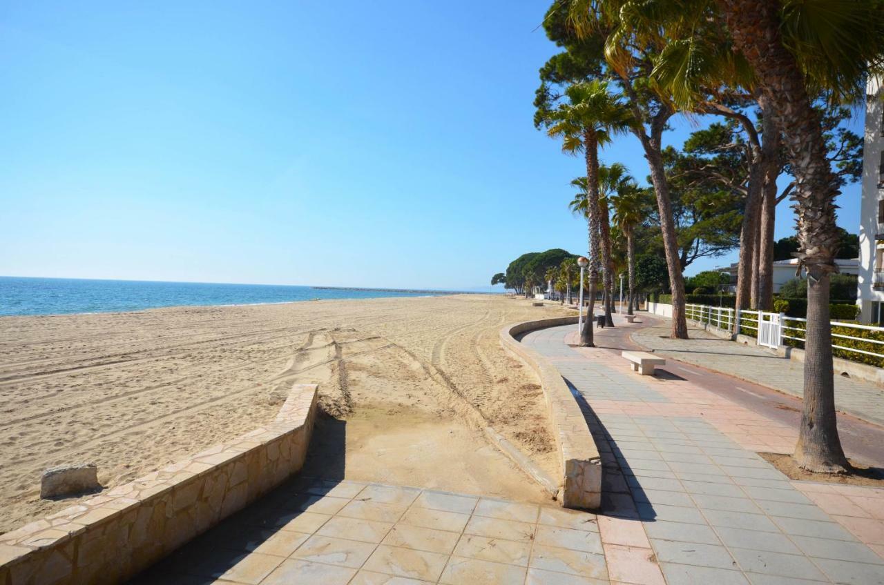La Torre - Villa Rosamar Beach Cambrils Exteriör bild